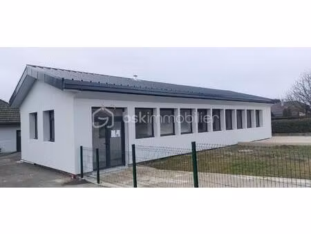 local commercial 4 pièces