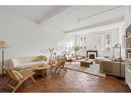 maison grenade 9 pièce(s) 327 m2