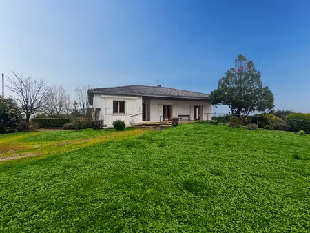 maison à vendre 10 pièces proche de tonnay charente (17)-320 m² habitables-garage- jardin 