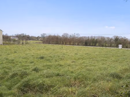 terrain constructible de 950 m²