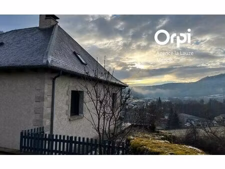 location maison  118 m² t-5 à mende  1 016 €