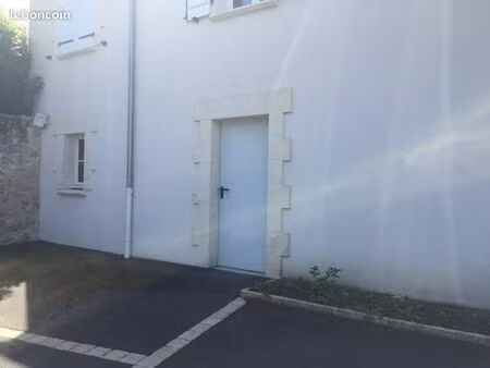 pontpoint local stockage sécurisé 32m2 190 euro