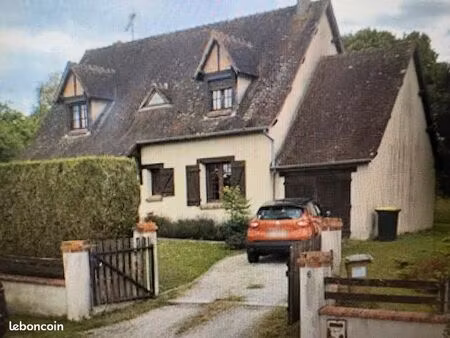 maison individuelle 800 charges non comprises