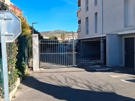 vente garage en sous sol dans une résidence récente