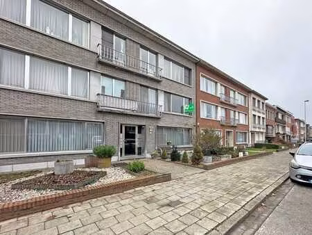 leuk appartement met 2 slaapkamers en terras in deurne!