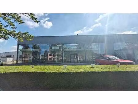 showroom  bureaux et entrepôts à vendre – vierselbaan