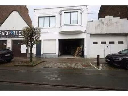 entrepôt à louer à schaerbeek – 1.100 m²