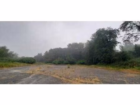 terrain à bâtir situé à ben-ahin