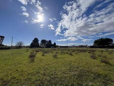 terrain constructible viabilisé à vendre