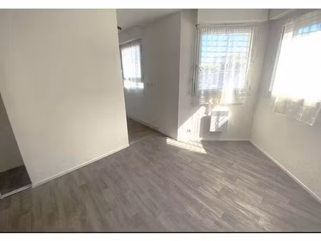 location appartement 1 pièce 24 m² à aubervilliers (93300)
