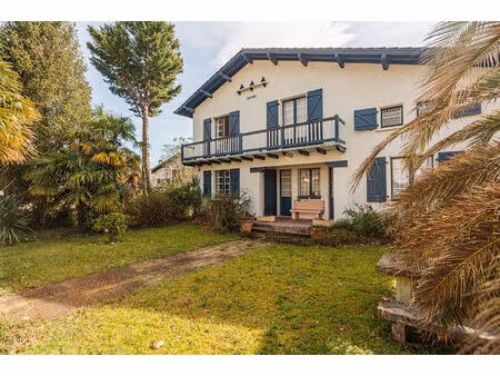 vente maison 7 pièces 188 m² ascain (64310)