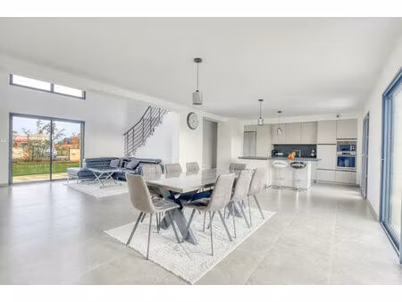vente maison 6 pièces  152.00m²  franqueville