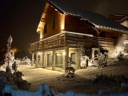 chalet de prestige de 218 m2  station de la joue du loup  massif du dévoluy