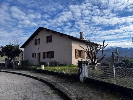 maison spacieuse à vendre à montmélian - référence 4121