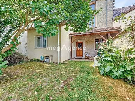 maison familiale 4 chambres 135 m² caves et jardin