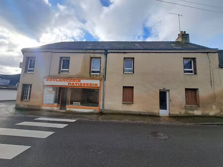 batiment a renover entierement- permis depose et accepte