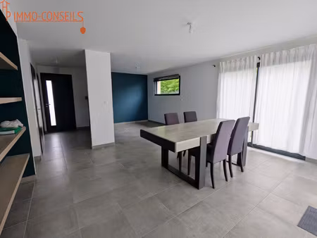 maison 3 chambres et bureau