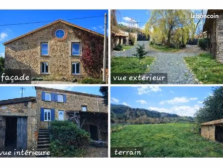 corp de ferme renové-dépendances-terrain