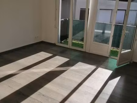 f3/f4 de 87m2-balcon-cuisine équipée-saint avold