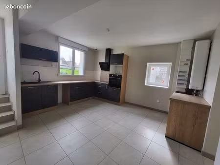 loue maison 3 chambres