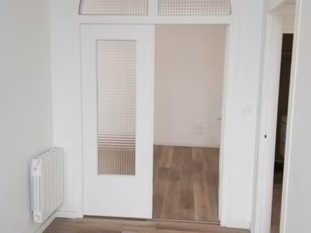 maison t4 bourg soucelles cour parking