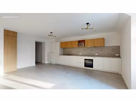 appartement 4 pièces 98 m²