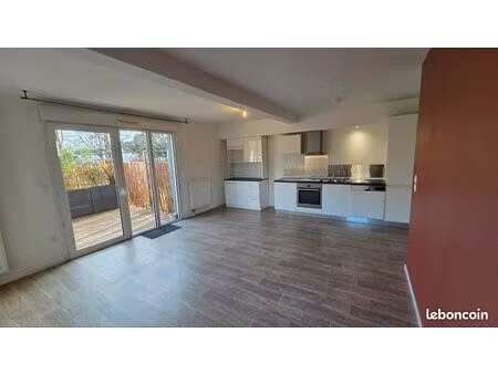 location t3 lambersart