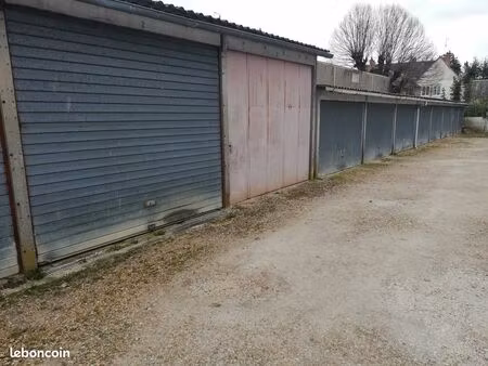 garage à louer sully sur loire