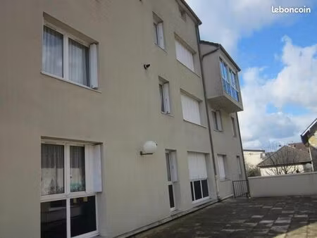 appartement 3 pièces 65 m²