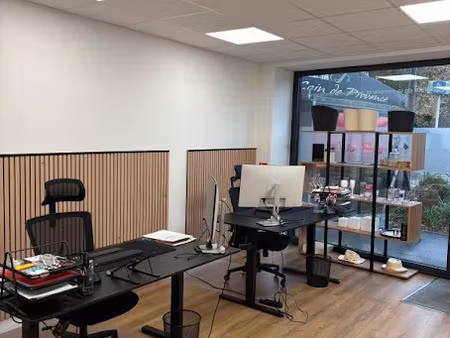 vente locaux professionnels à tassin-la-demi-lune (69160)  198 000 €