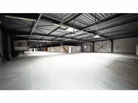 vente parking 1220 m² à rettel (57480)  780 000 €