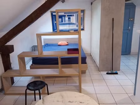 location meublée appartement 1 pièce 20 m² à pau (64000)  500 €