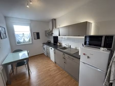 joli t3 en parfait état avec parking et balcon