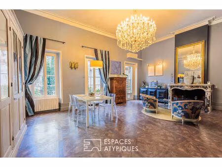 hôtel particulier avec piscine et 4 appartements indépendants à montélimar