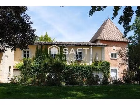 propriété équestre aux infrastuctures haut de gamme