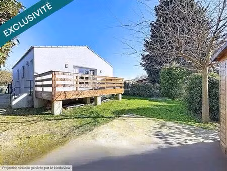 maison t5 avec terrasse et jardin de 400 m²