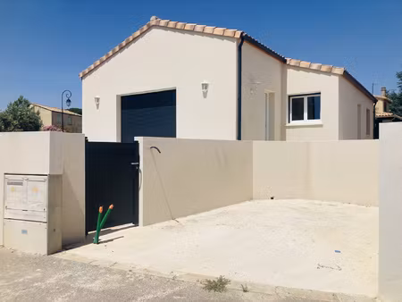 à louer superbe villa neuve de plain-pied à jonquières