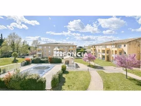 monteux t3 terrasse et parkings