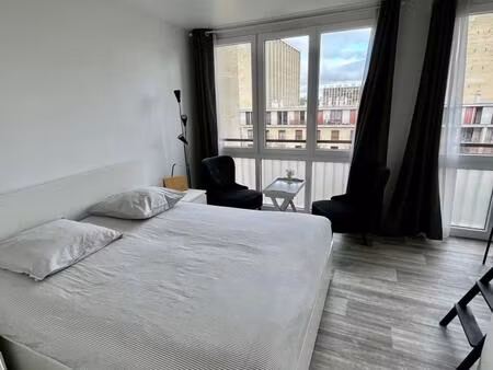 studio - meudon la foret