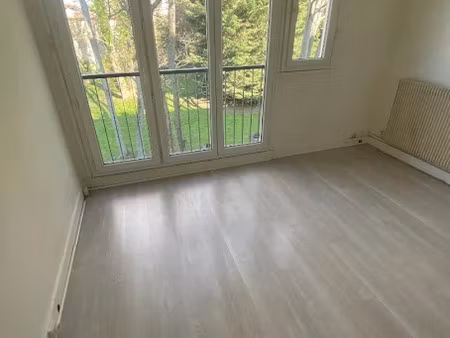 location appartement 2 pièces 41.52 m² à villiers-sur-orge (91700)  741 €