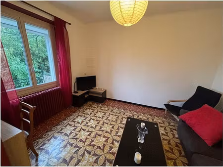 location meublée appartement 3 pièces 65 m² à ales (30100)  670 €