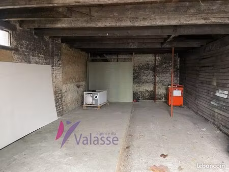parking/box 40 m² gruchet-le-valasse