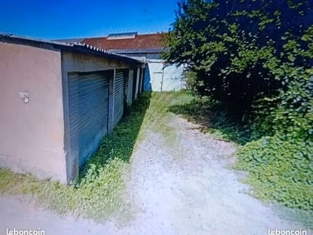 garage box fermé à louer