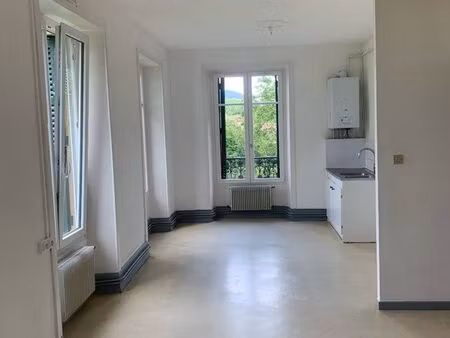 location appartement type f1 à giromagny