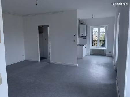 location appartement type f1 à giromagny