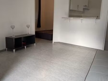 jolie t2 marignane centre