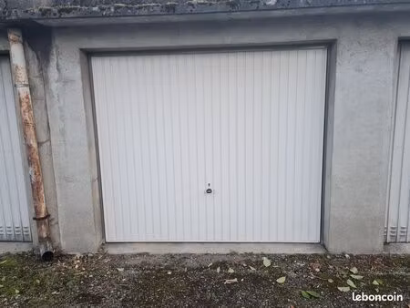 loue garage
