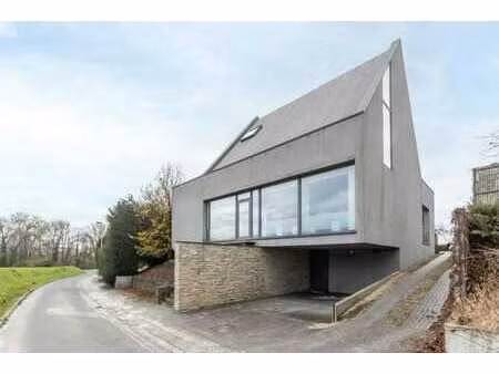 spacieux immeuble de bureaux dans un cadre rural à zellik