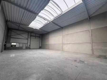 nouvelle unité pme (304 m²) à vendre