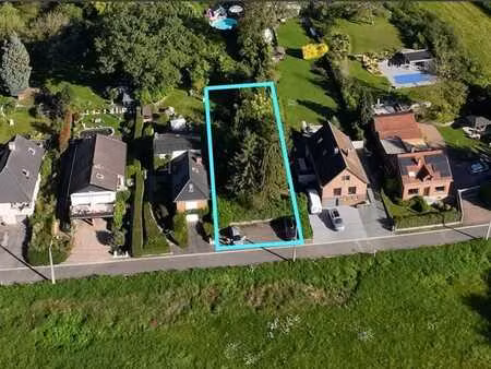 terrain à bâtir sur 7a65ca pour une maison à 4 façades